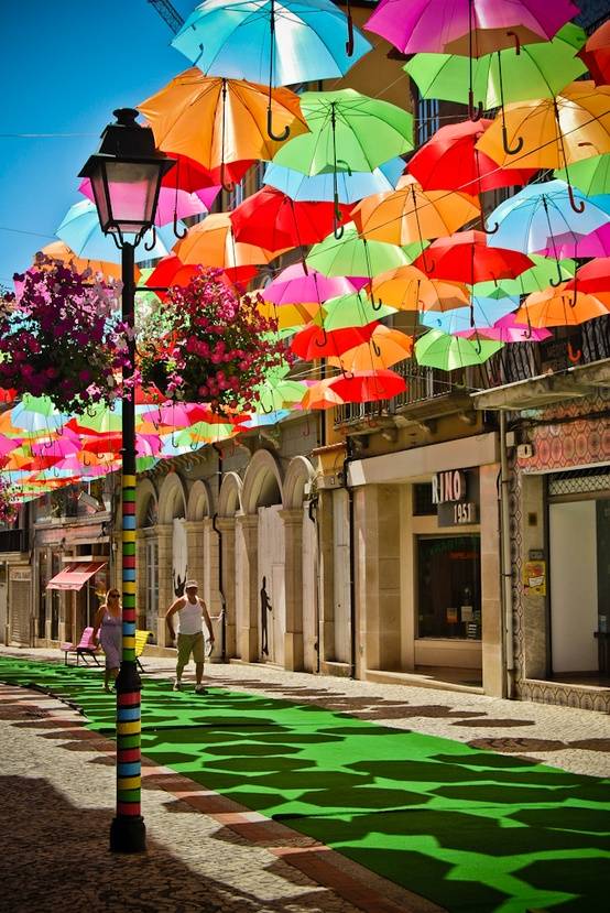 umbrellas-street